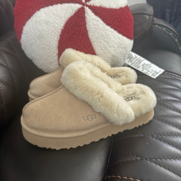 UGG Shoes - UGG Tan Fur-Lined Slippers